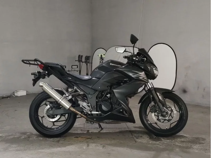 Kawasaki Z250
