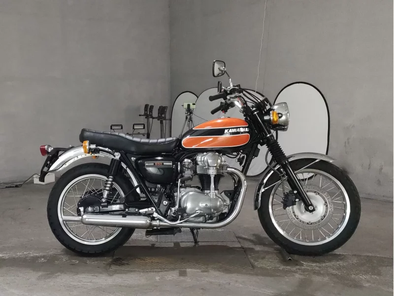 Kawasaki W650 лот № 7517 оценка 4.5  с аукциона в Японии
