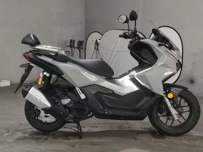 Honda ADV160