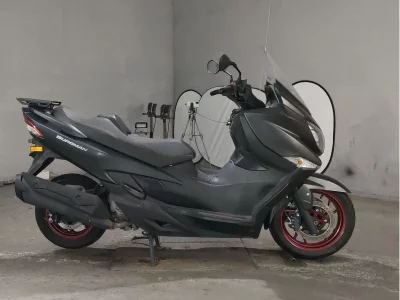 Suzuki BURGMAN400