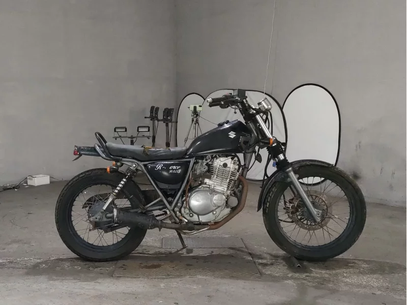 Suzuki GLASS TRACKER BIG BOY