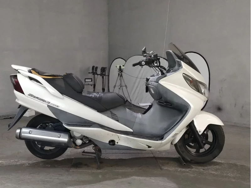 Suzuki SKYWAVE 250S