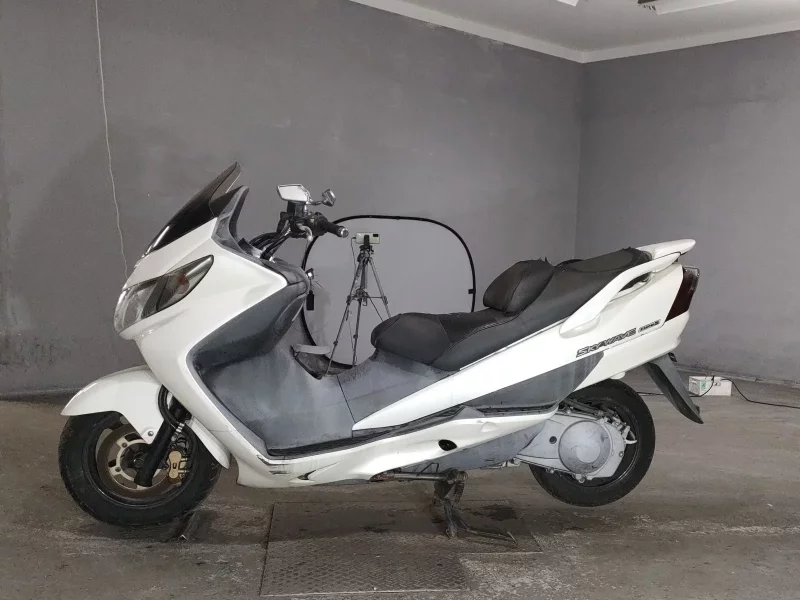 Suzuki SKYWAVE 250S