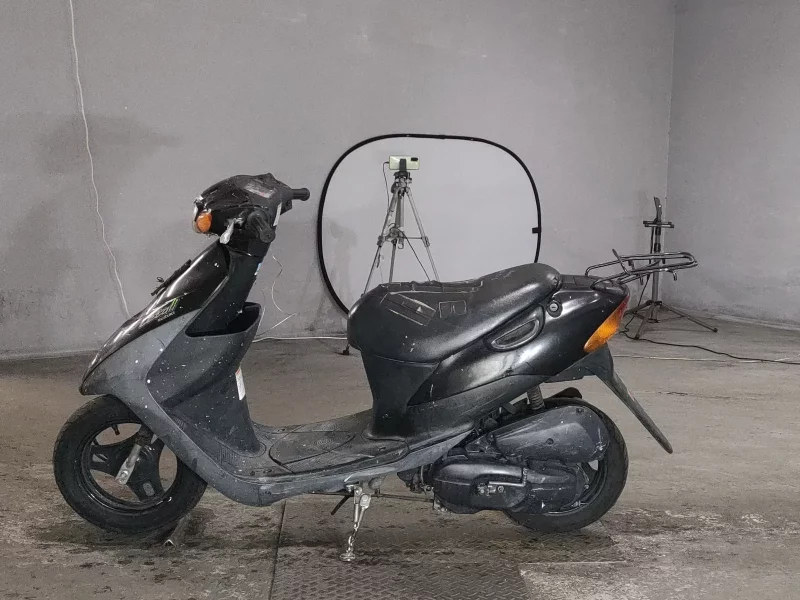 Suzuki LET S2