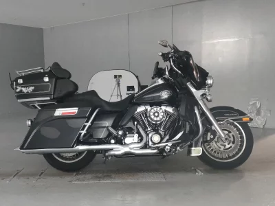 Harley-Davidson HARLEY FLHTCU1580