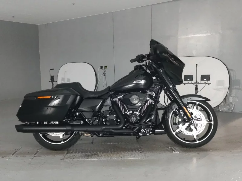 Harley-Davidson HARLEY FLHX1920 лот № 5503 оценка 6  с аукциона в Японии