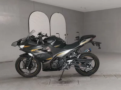 Kawasaki NINJA400  с аукциона в Японии
