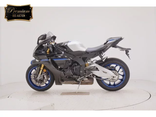 Yamaha YZF-R1M