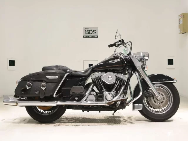 Harley-Davidson HARLEY FLHRCI1450 лот № 7980 оценка 4  с аукциона в Японии