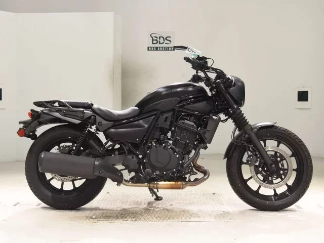Kawasaki ELIMINATOR 400-3SE лот № 5259 оценка 7  с аукциона в Японии