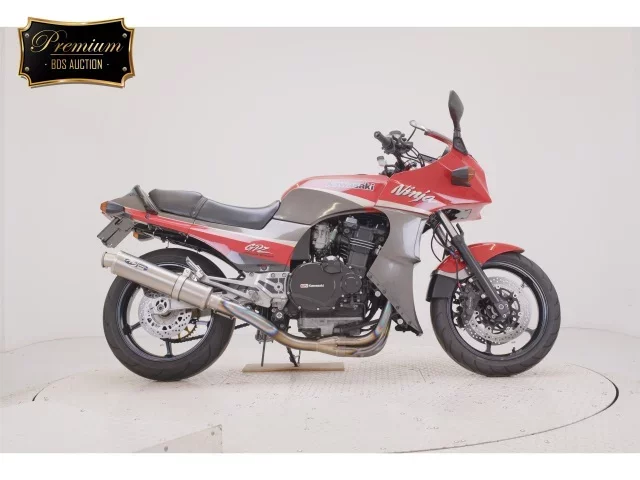 Kawasaki GPZ900R