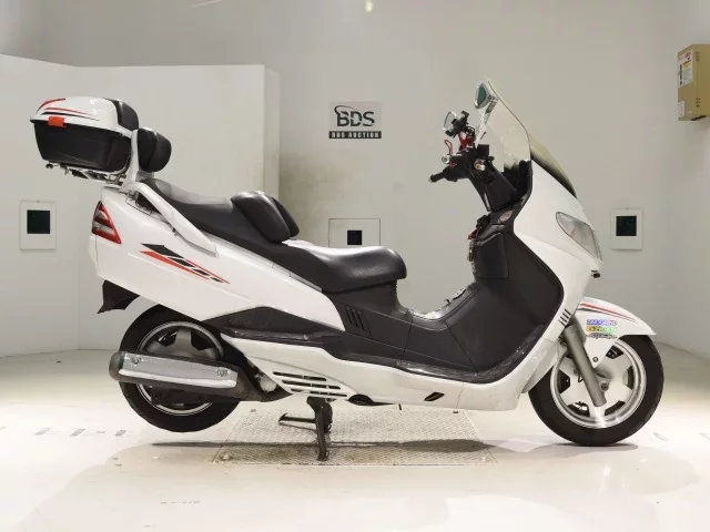 Suzuki SKYWAVE 250 лот № 5330 оценка 4  с аукциона в Японии