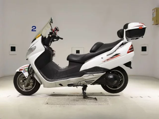 Suzuki SKYWAVE 250