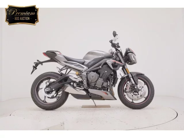 Triumph  STREET TRIPLE RS лот № 2614 оценка 6  с аукциона в Японии