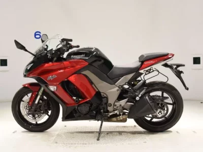Kawasaki NINJA1000 лот № 0649 оценка 4  с аукциона в Японии 2