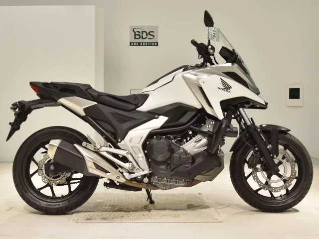 Honda NC750X-3 лот № 7844 оценка 5  с аукциона в Японии