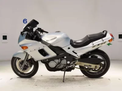 Kawasaki ZZR400-2  с аукциона в Японии