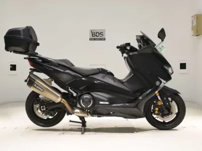 Yamaha T-MAX530DX  с аукциона в Японии