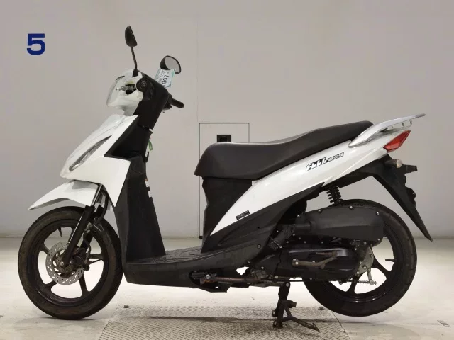 Suzuki ADDRESS110-2