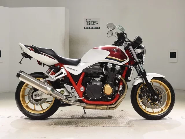 Honda CB1300SF лот № 5028 оценка 4  с аукциона в Японии