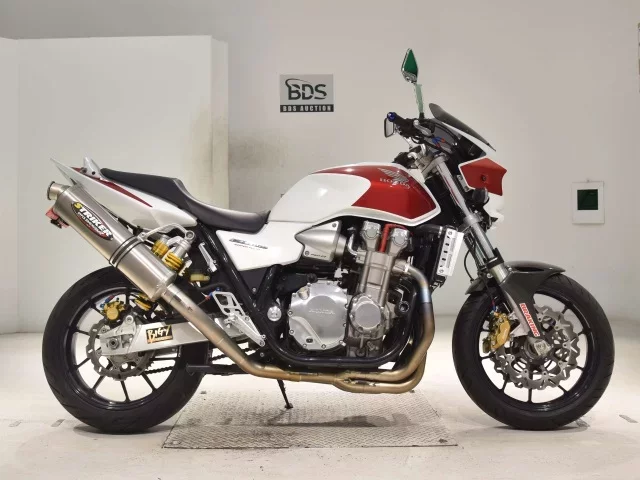 Honda CB1300SF лот № 3079 оценка 4  с аукциона в Японии