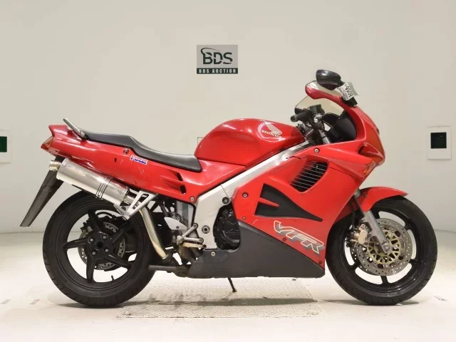 Honda VFR750F-2 лот № 8056 оценка 4  с аукциона в Японии