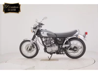 Yamaha SR400-5  с аукциона в Японии