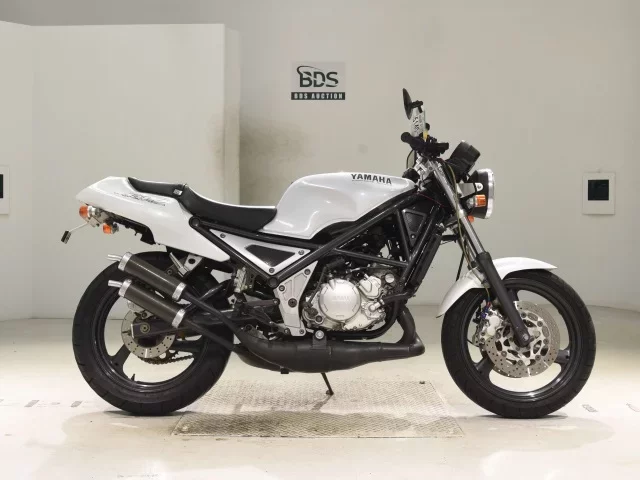 Yamaha R1-Z лот № 5140 оценка 4  с аукциона в Японии