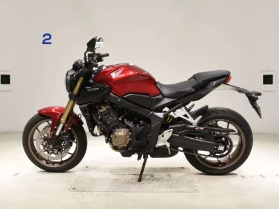 Honda CB650R лот № 5243 оценка 6  с аукциона в Японии 2