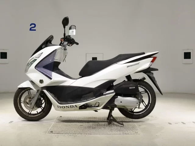 Honda PCX125-2