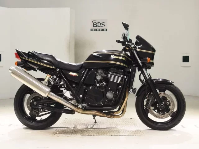 Kawasaki ZRX1200R лот № 5049 оценка 4  с аукциона в Японии