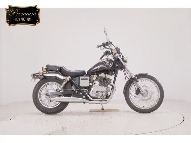 Honda REBEL лот № 7517 оценка 4  с аукциона в Японии