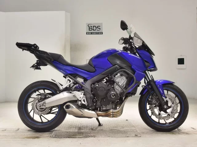 Honda CB650F лот № 7773 оценка 5  с аукциона в Японии