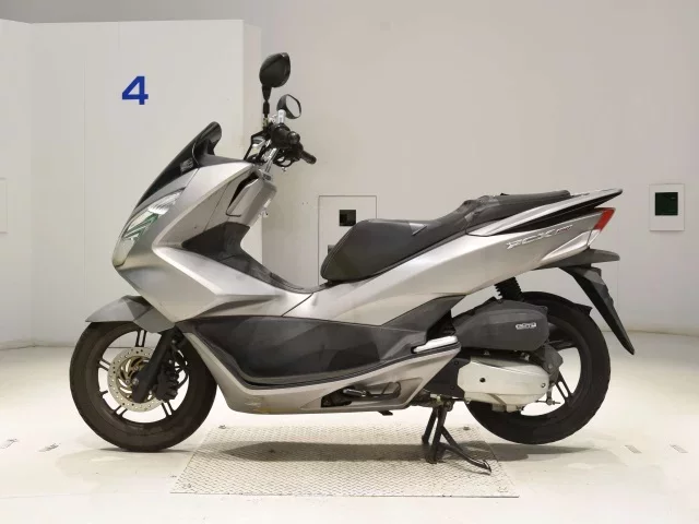 Honda PCX150-2