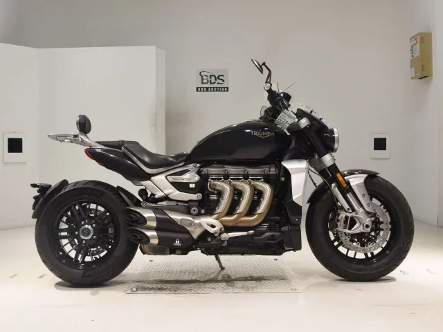 Triumph  ROCKET III R лот № 5025 оценка 4  с аукциона в Японии