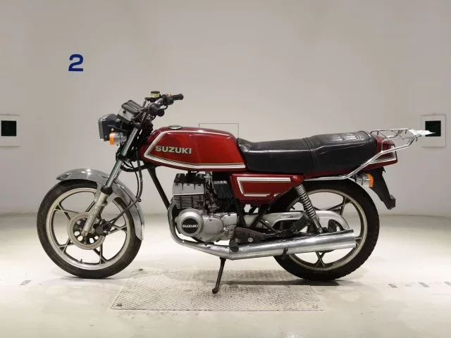 Suzuki RG125