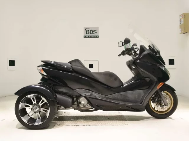 Honda FORZA ZA-2 TRIKE лот № 2805 оценка 4  с аукциона в Японии