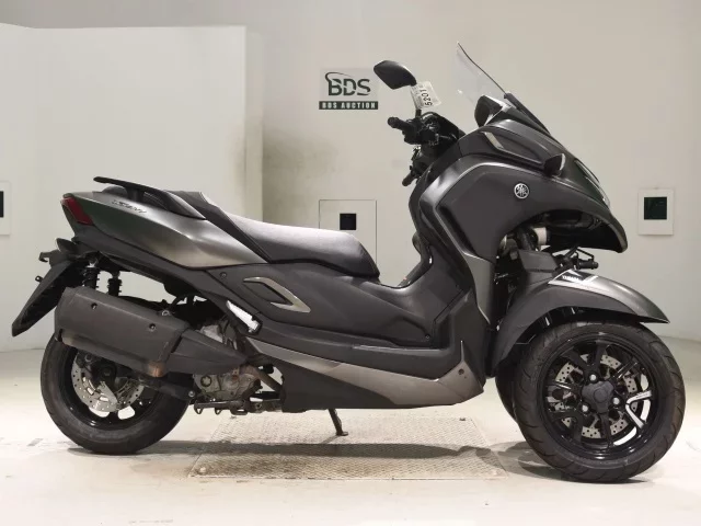 Yamaha TORI CITY 300 лот № 5201 оценка 4  с аукциона в Японии