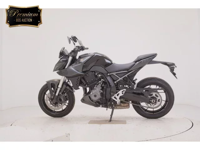 Suzuki GSX-8S