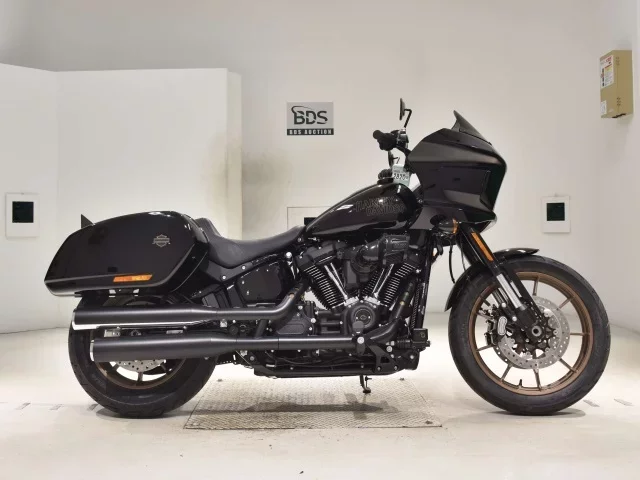 Harley-Davidson HARLEY FXLRST1920 лот № 2820 оценка 5  с аукциона в Японии