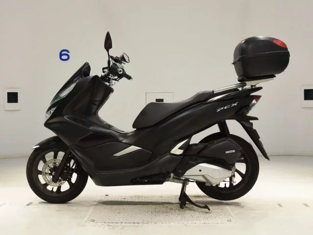 Honda PCX125-3