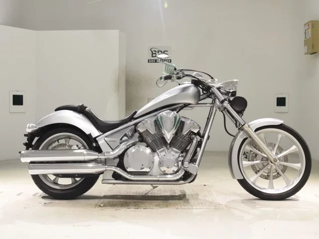 Honda VT1300CX лот № 5252 оценка 5  с аукциона в Японии