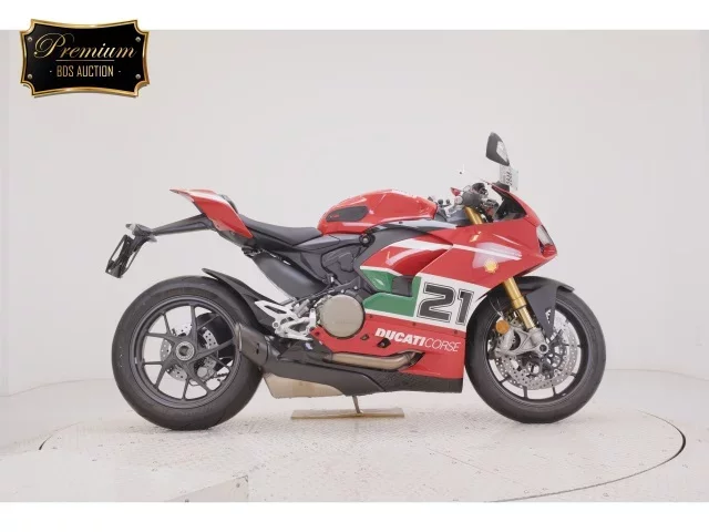 Ducati  PANIGA-REV2 BAYLISS лот № 2646 оценка 6  с аукциона в Японии