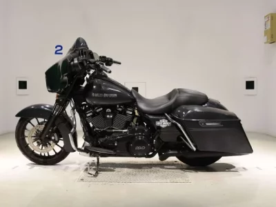 Harley-Davidson HARLEY FLHXS1870  с аукциона в Японии