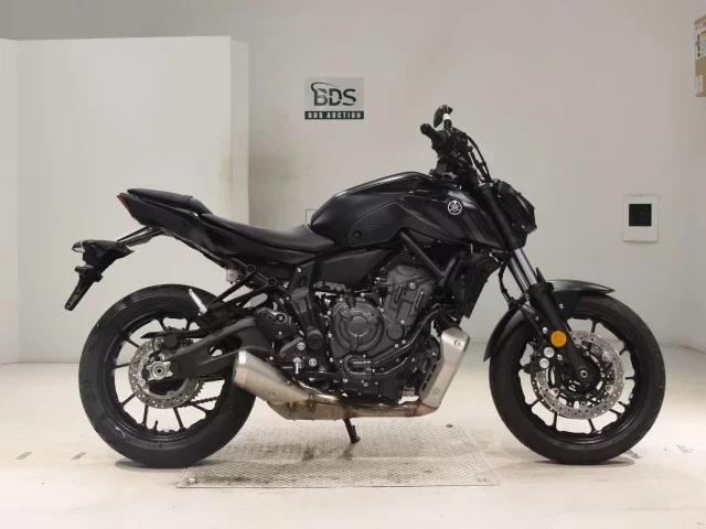 Yamaha MT-07-2 лот № 0383 оценка 9  с аукциона в Японии