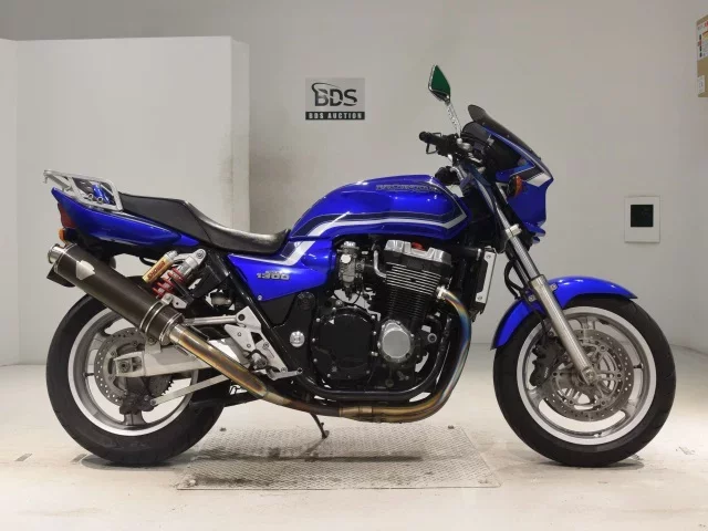 Honda CB1300SF лот № 0320 оценка 5  с аукциона в Японии