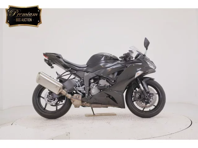 Kawasaki ZX-6RA лот № 7651 оценка 5  с аукциона в Японии