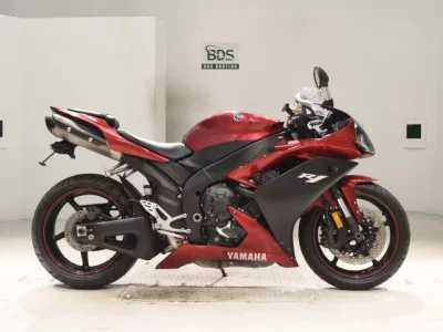 Yamaha YZF-R1  с аукциона в Японии