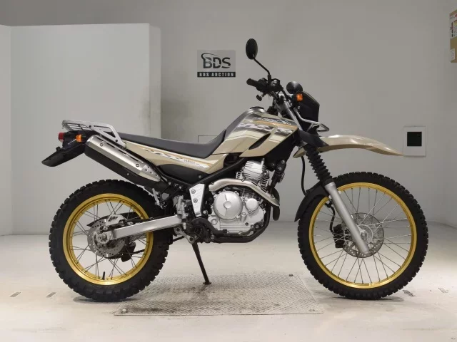 Yamaha SEROW 250-2 лот № 0497 оценка 5  с аукциона в Японии