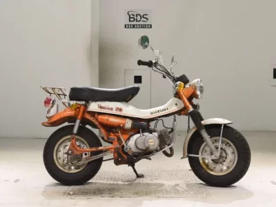 Suzuki RV50